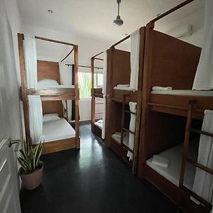 Dormitory Room Mixed